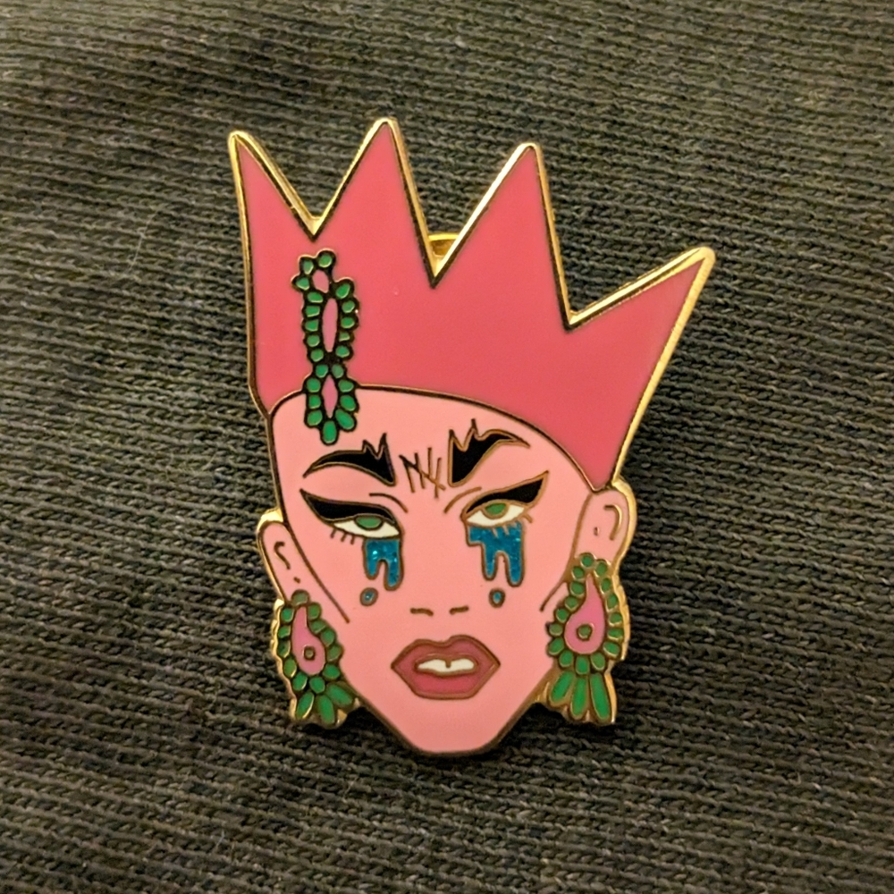 Sasha Velour Pin RuPaul's Drag Race Winner